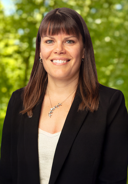 Kristin with green_5x7